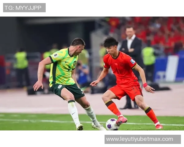 伊万谈国足战术革新：单后腰布局引领现代足球新趋势