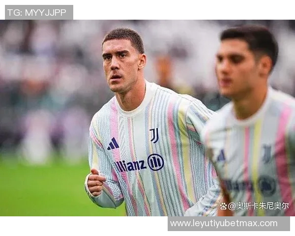 意媒曝弗拉霍维奇今夏曾被比利亚雷亚尔追逐但拒绝加盟